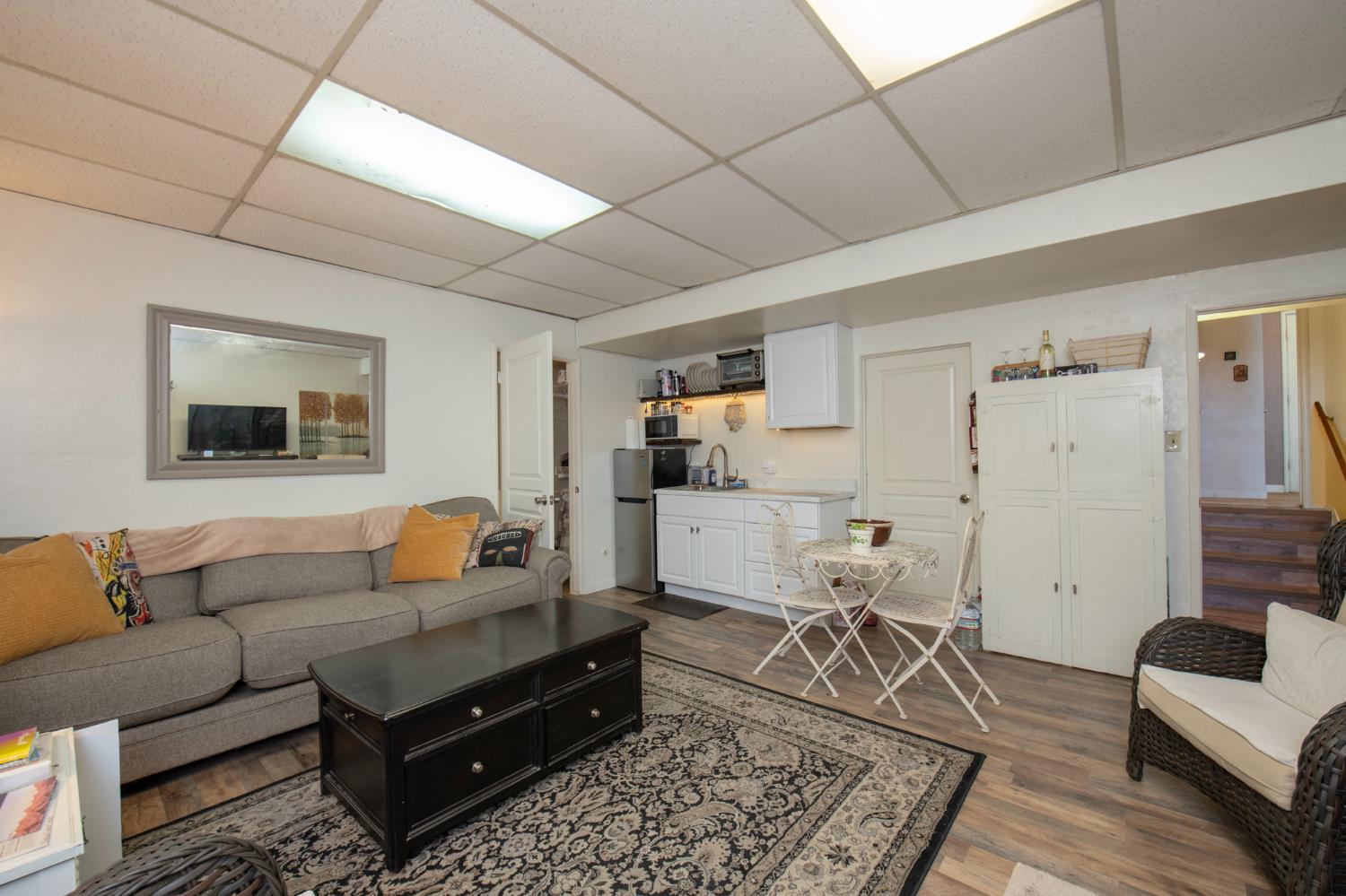 1321 S Goddard St, Visalia, CA 93292