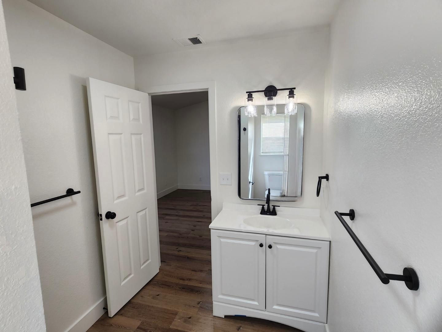 4119 N Santa Fe Ave, Fresno, CA 93705