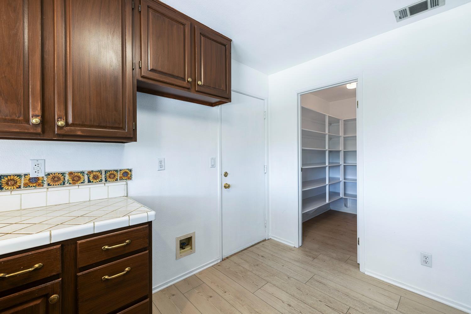 31911 Mountain Ln, North Fork, CA 93643