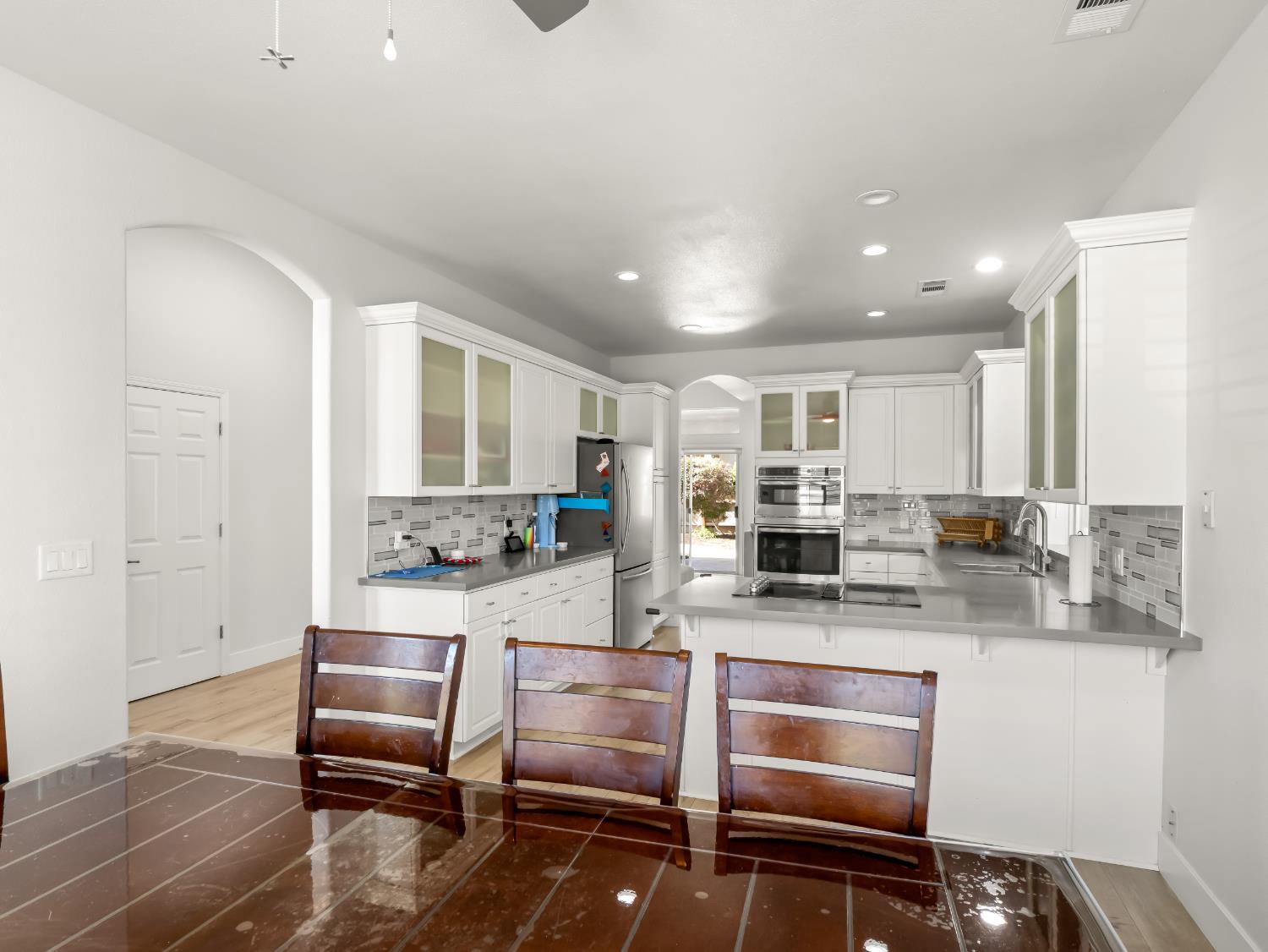 910 E Mill Creek, Fresno, CA 93720