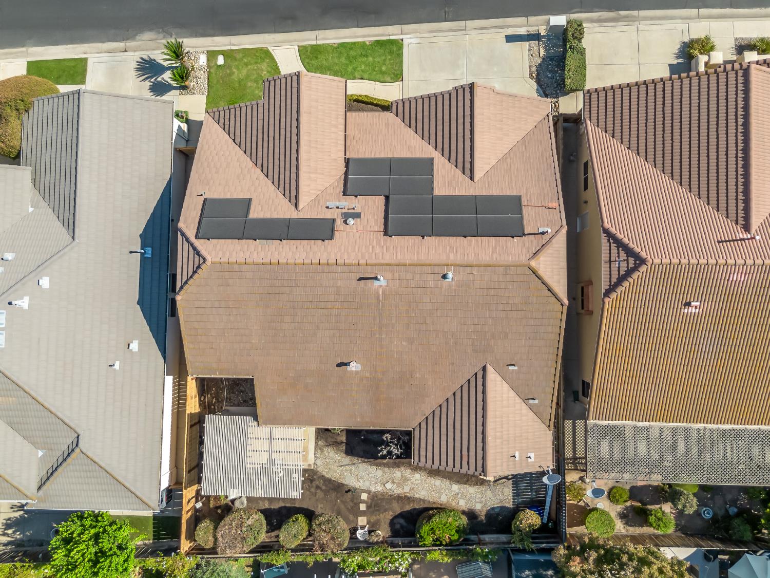 910 E Mill Creek, Fresno, CA 93720
