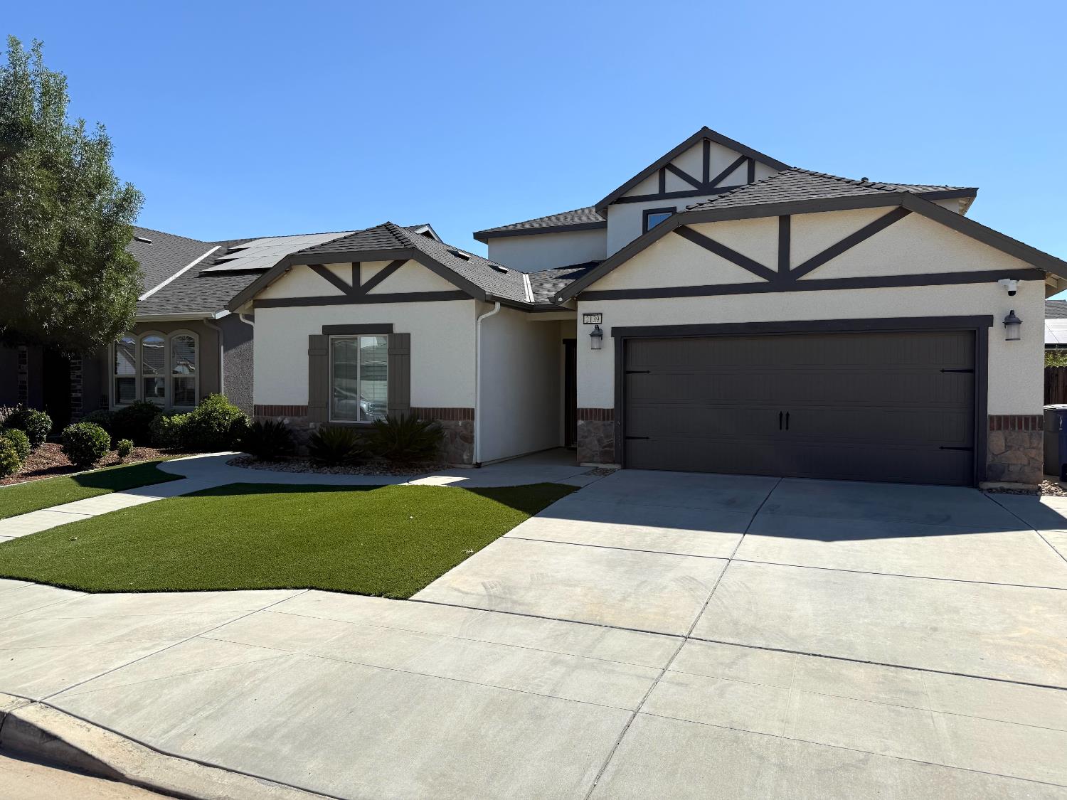 2139 La Canada Ave, Clovis, CA 93619