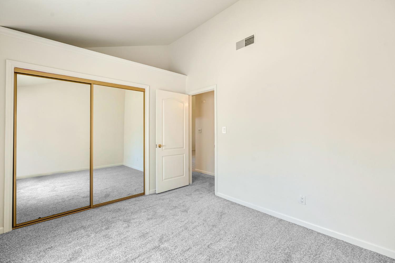 474 E Alluvial Ave #196, Fresno, CA 93720