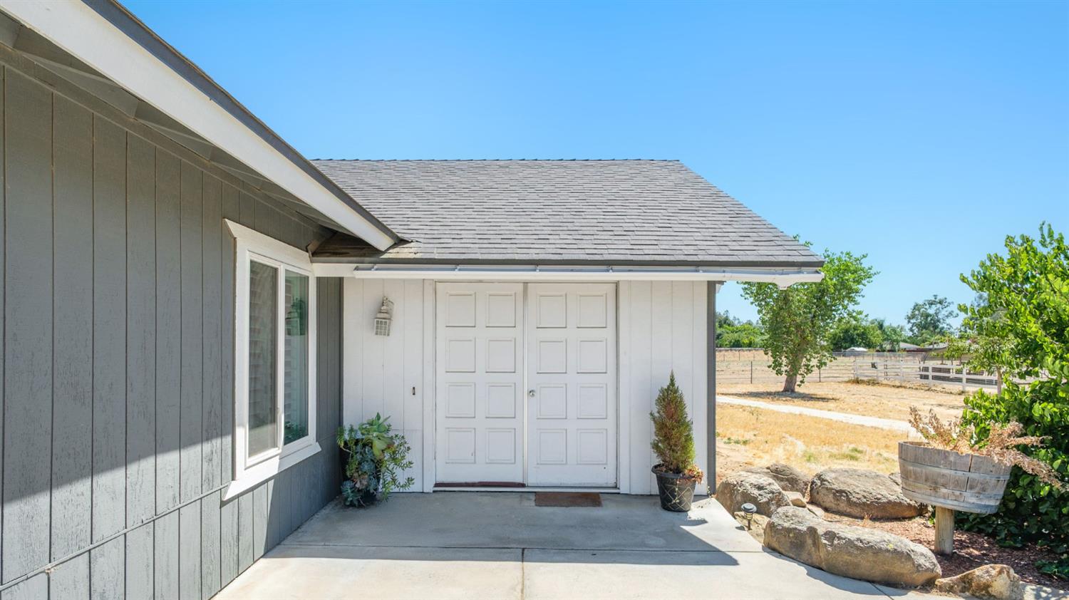 10890 N Armstrong Ave, Clovis, CA 93619