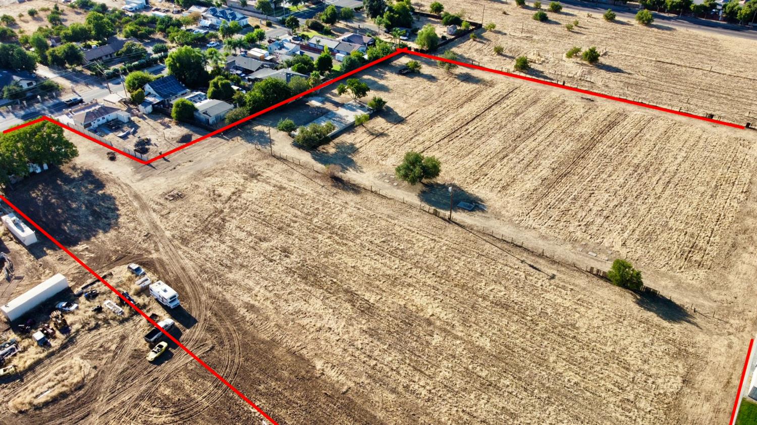 2449 S Willow Ave, Fresno, CA 93725