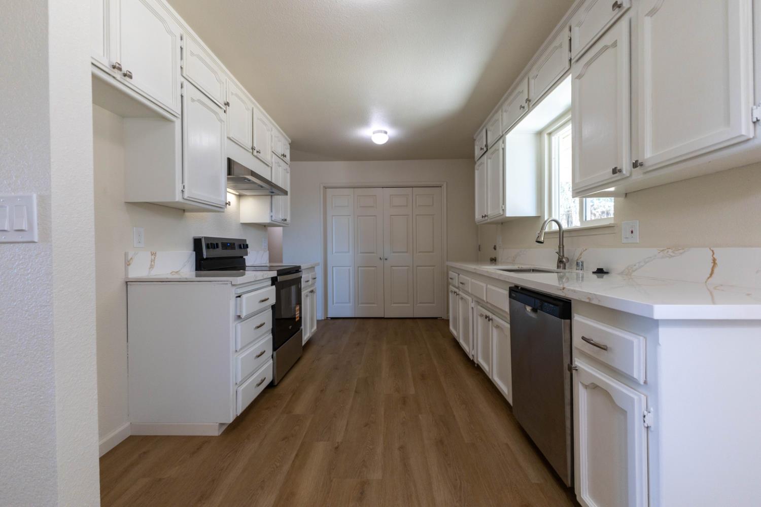 47102 Navajo Ave, Coarsegold, CA 93614