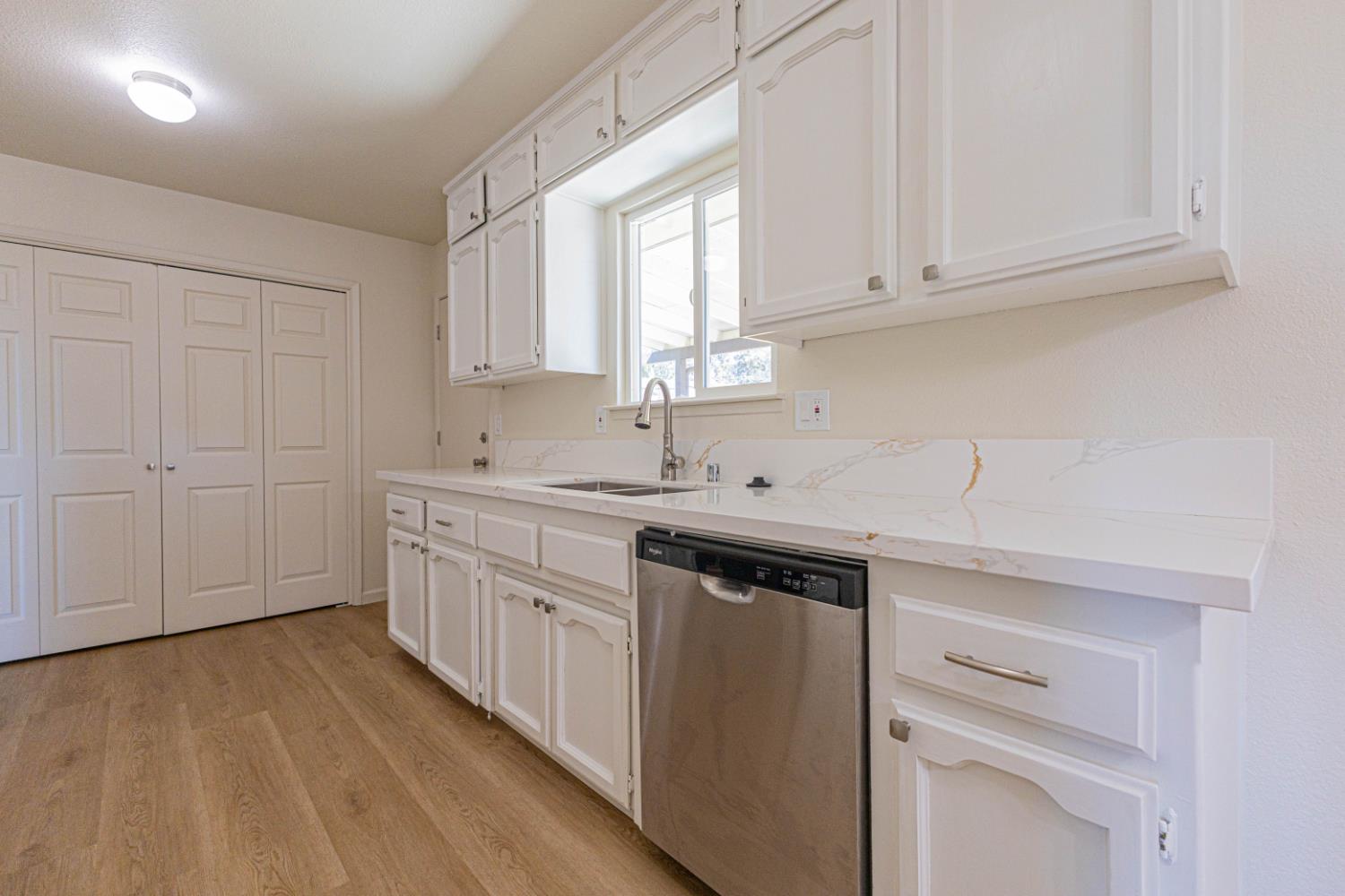 47102 Navajo Ave, Coarsegold, CA 93614