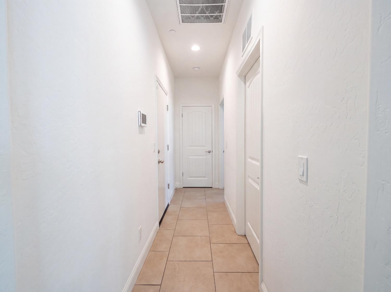3852 Morris Ave, Clovis, CA 93619
