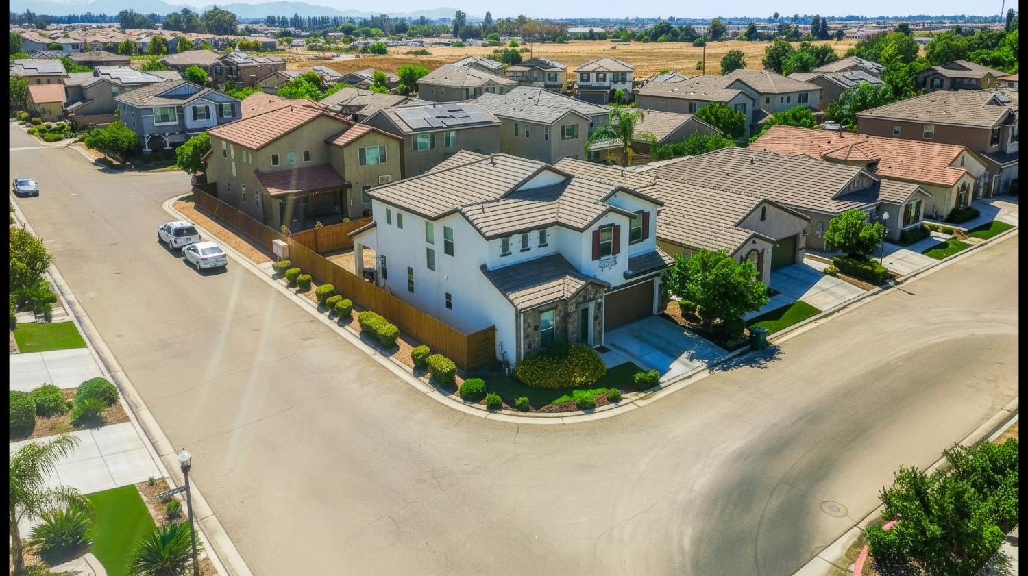 1509 Medellin Ln, Clovis, CA 93619