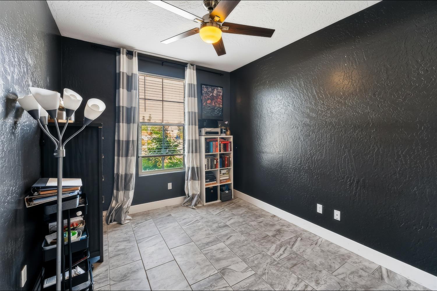 1509 Medellin Ln, Clovis, CA 93619