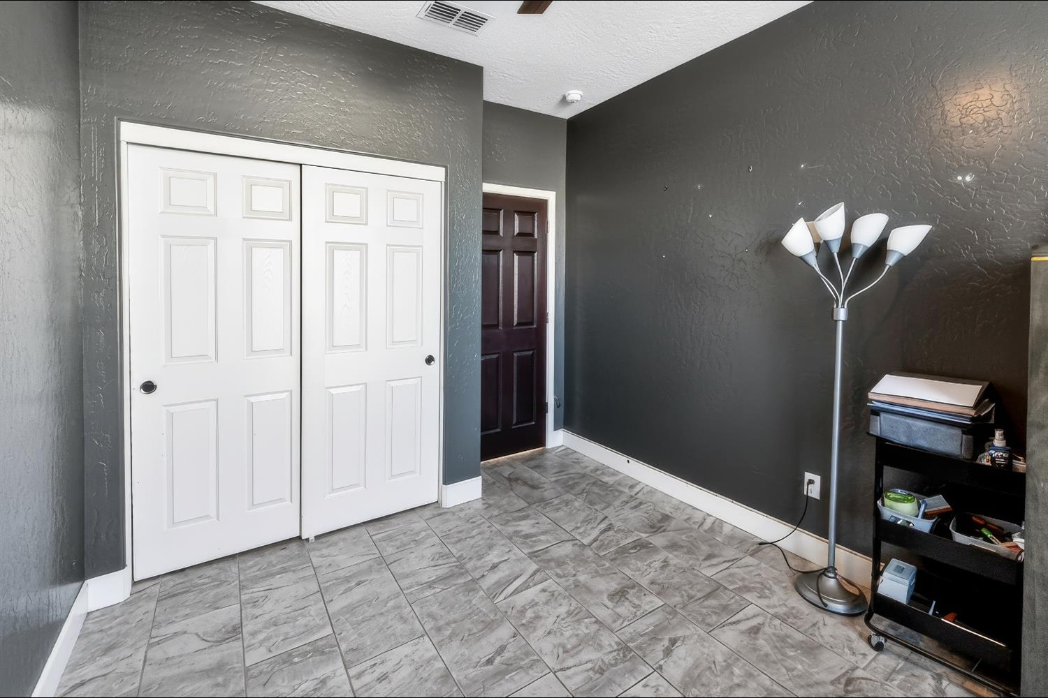 1509 Medellin Ln, Clovis, CA 93619