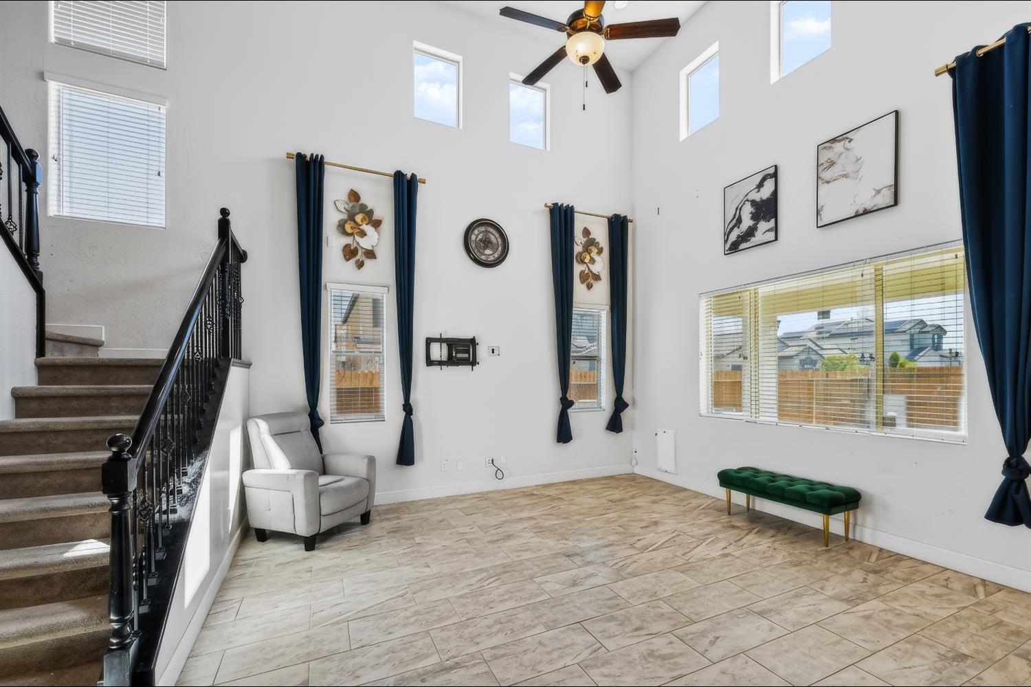 1509 Medellin Ln, Clovis, CA 93619