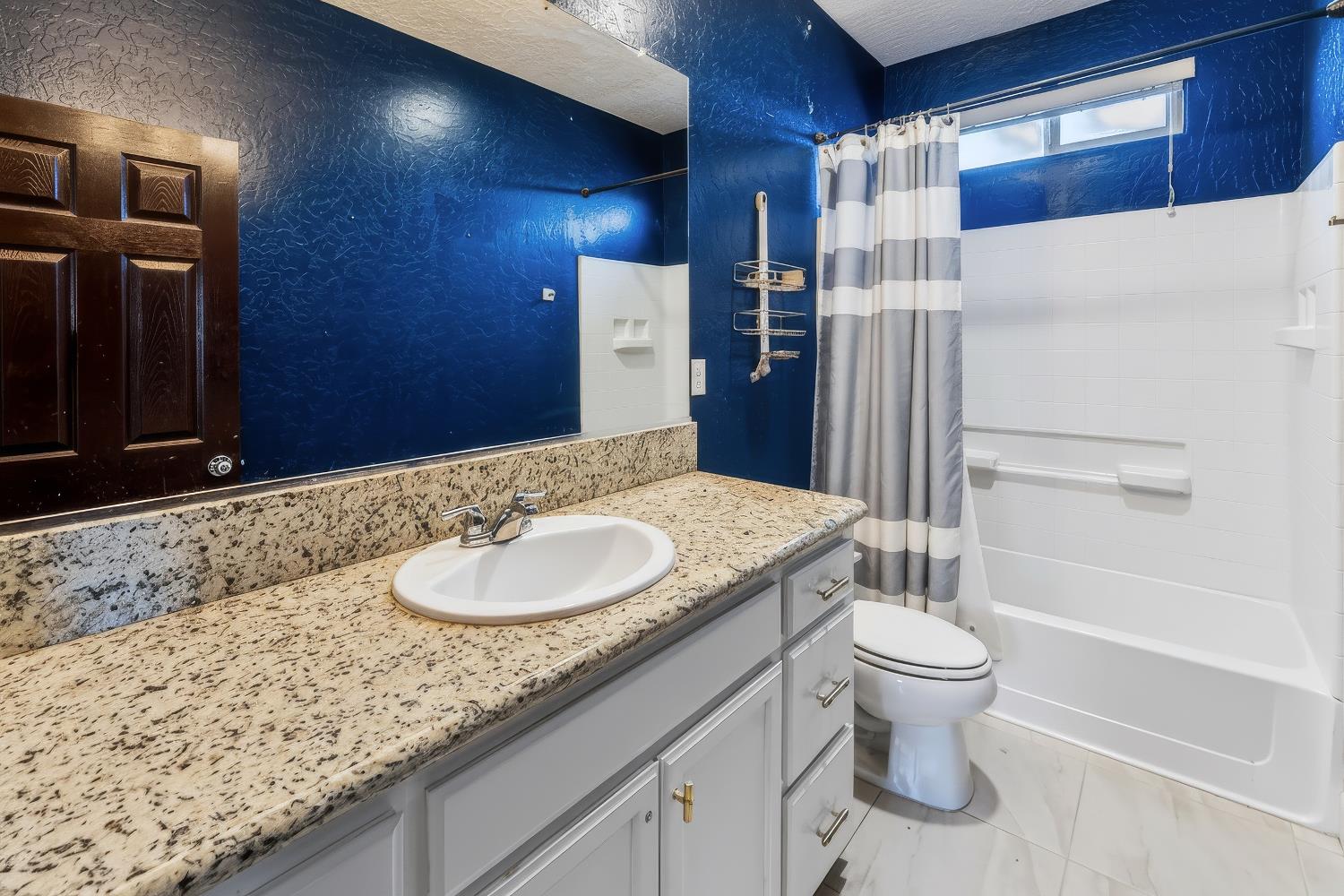 1509 Medellin Ln, Clovis, CA 93619