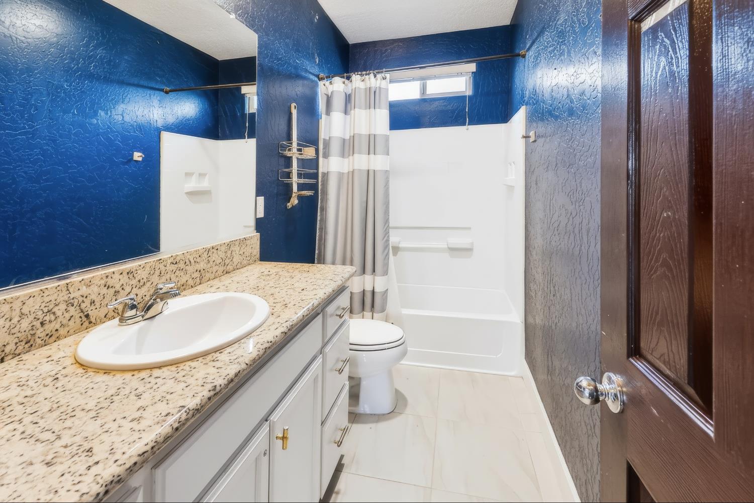 1509 Medellin Ln, Clovis, CA 93619