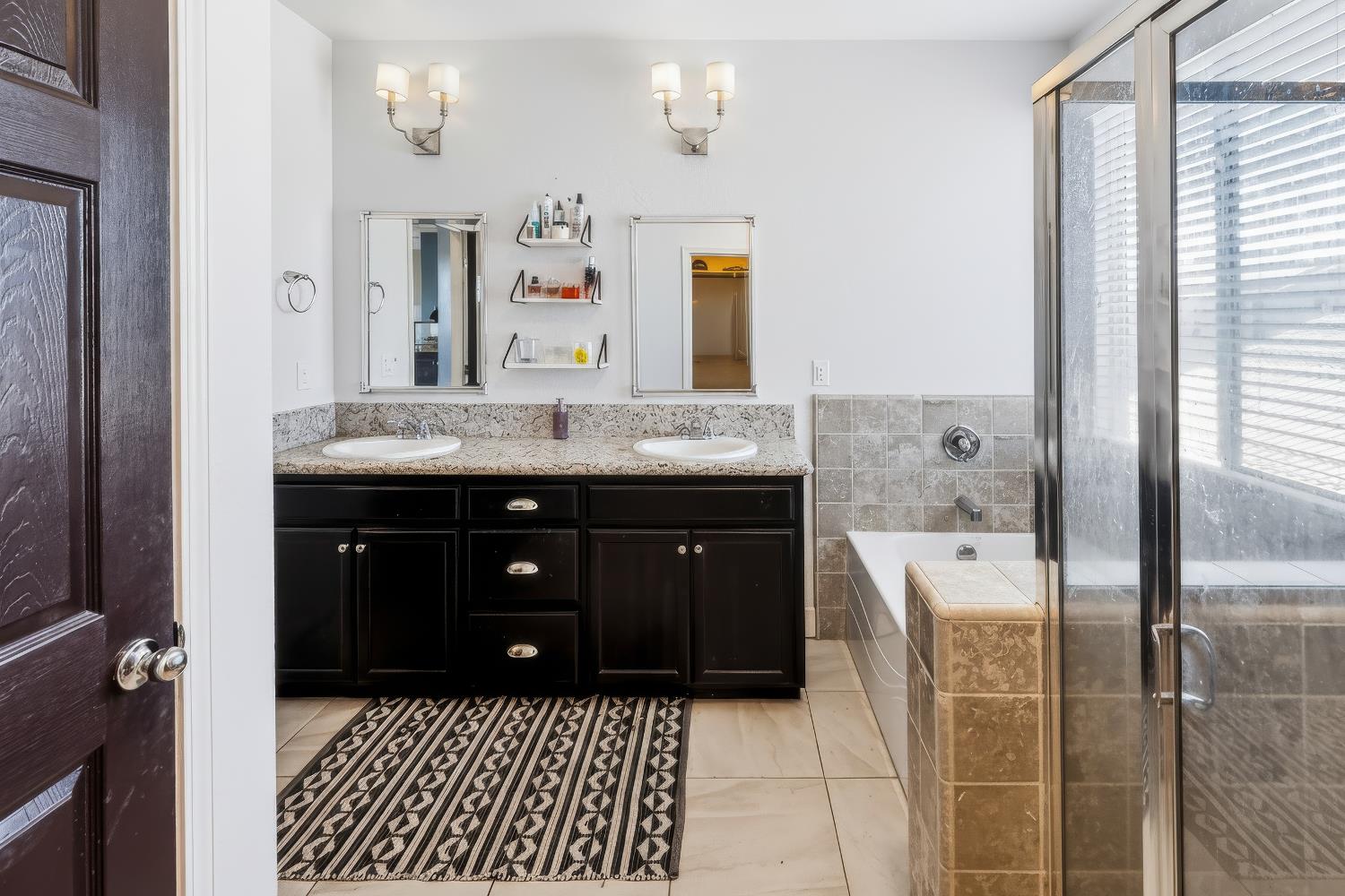 1509 Medellin Ln, Clovis, CA 93619