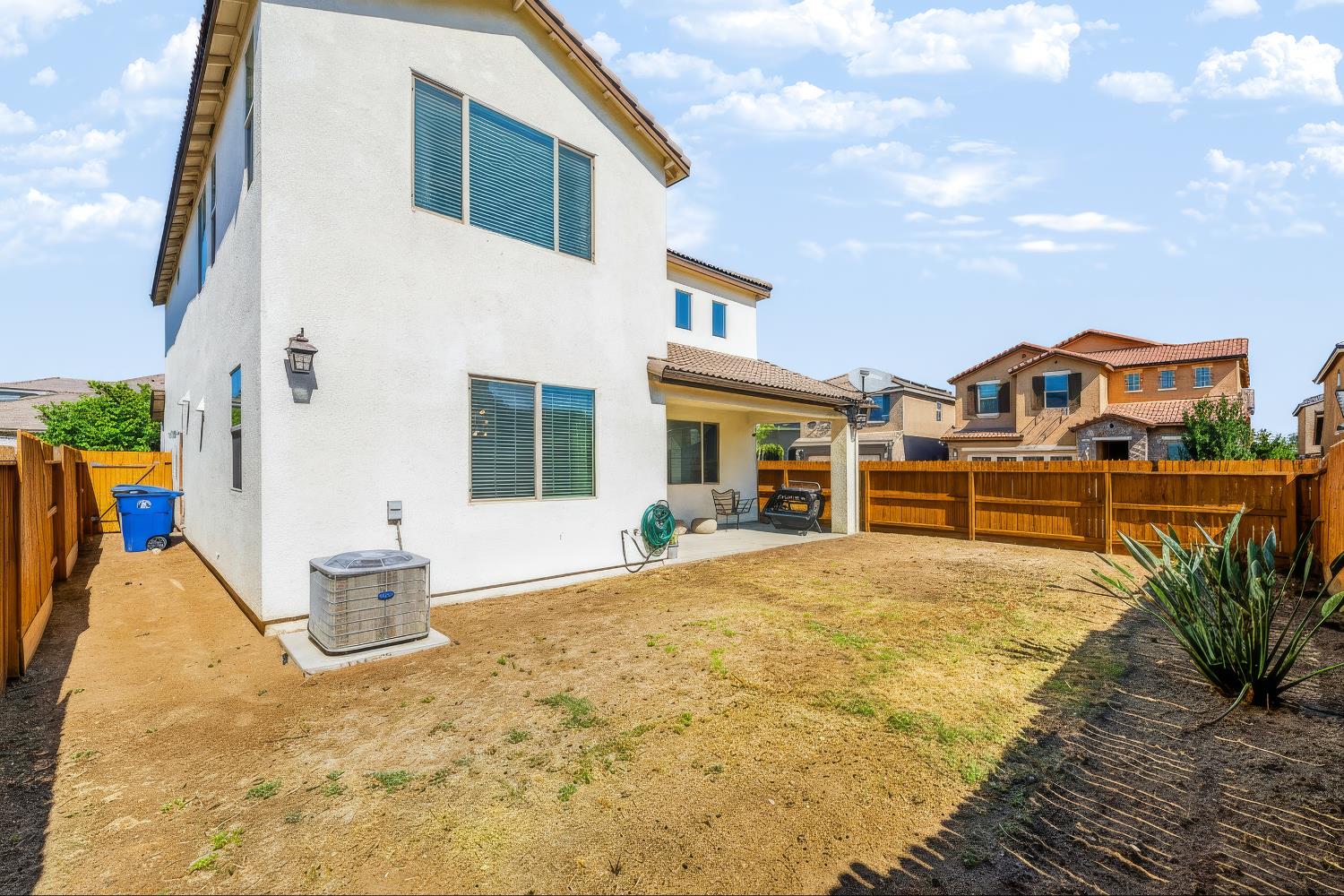 1509 Medellin Ln, Clovis, CA 93619