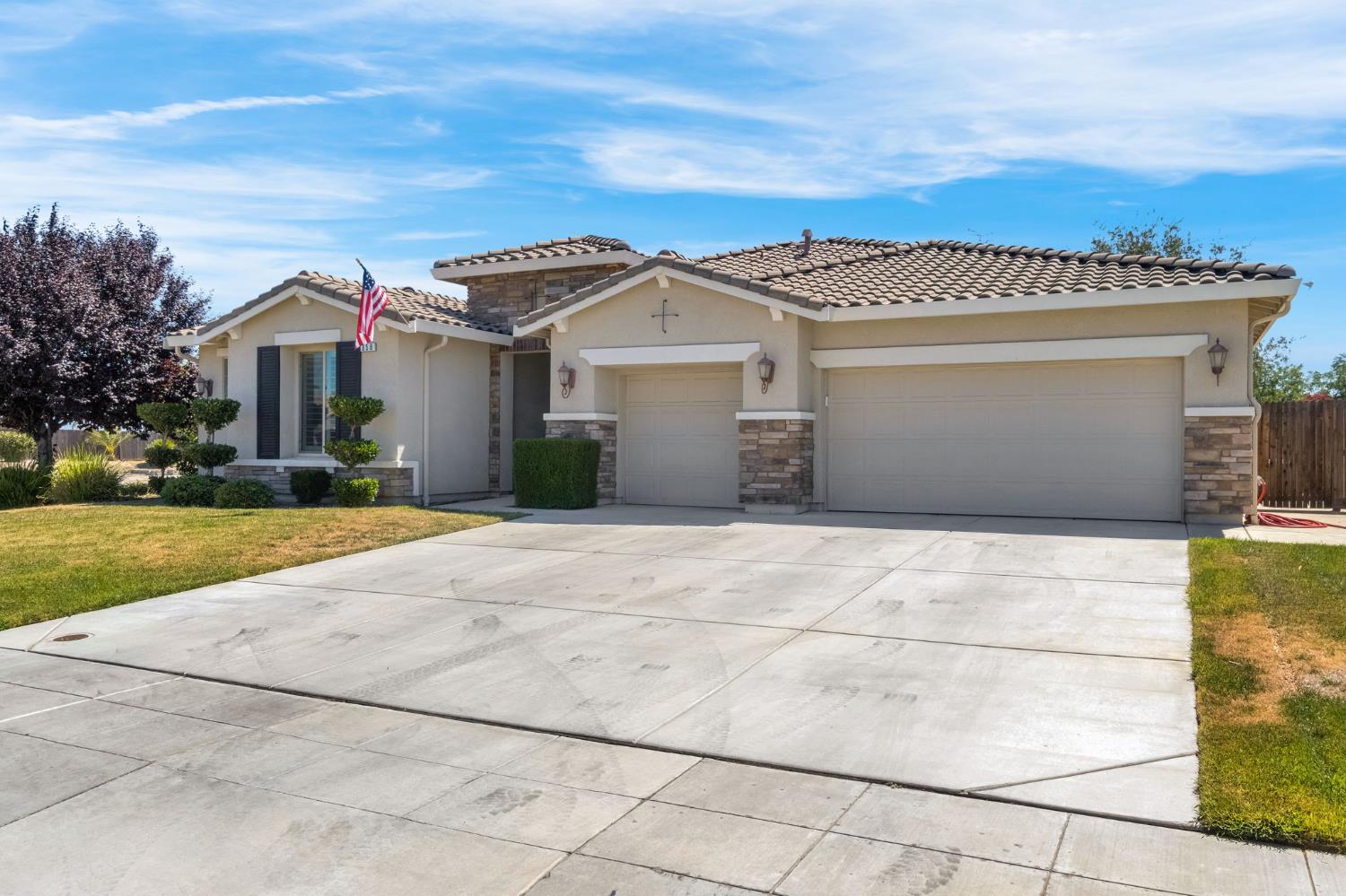 358 N Gleason Ave, Fowler, CA 93625