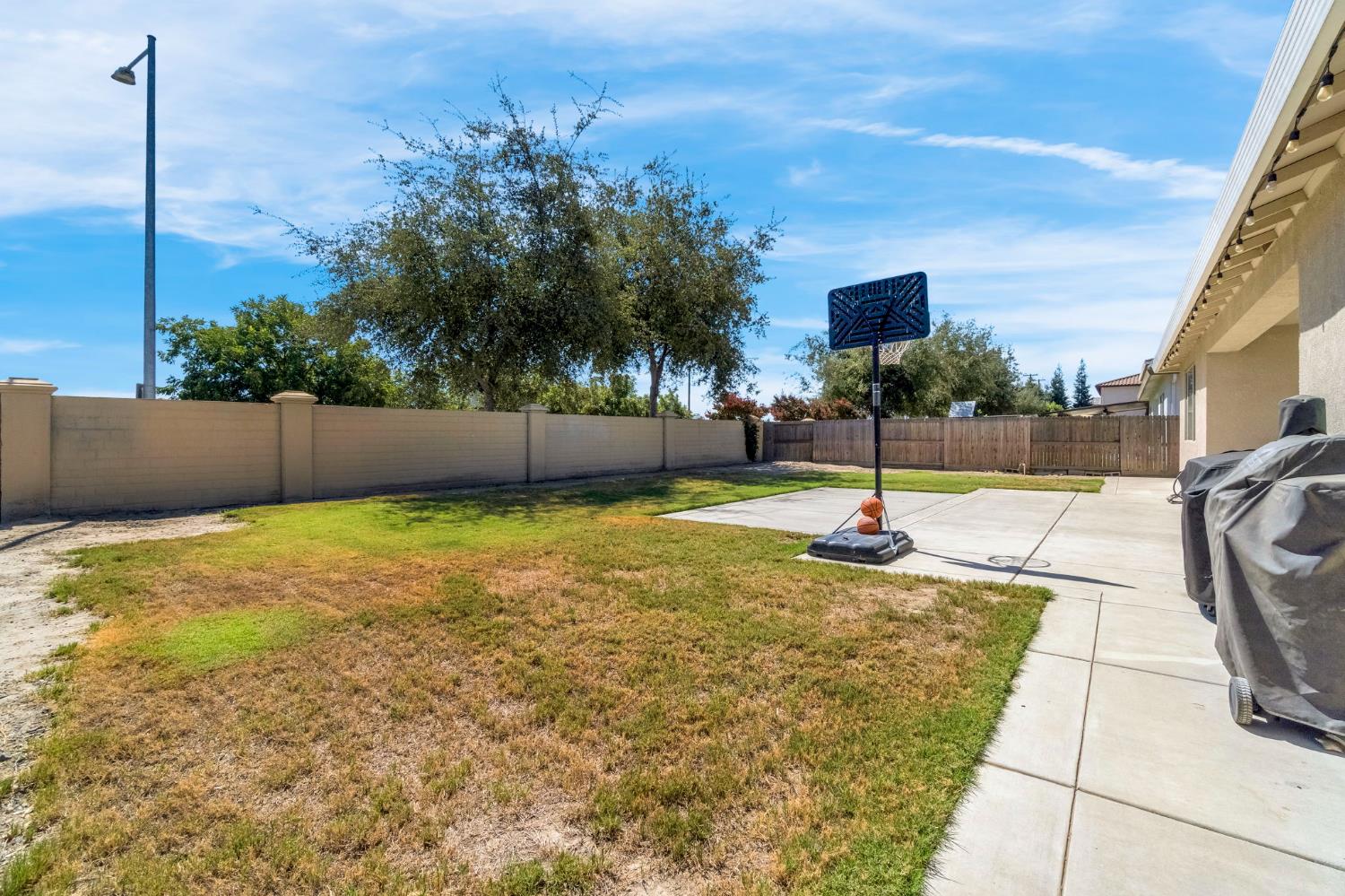 358 N Gleason Ave, Fowler, CA 93625