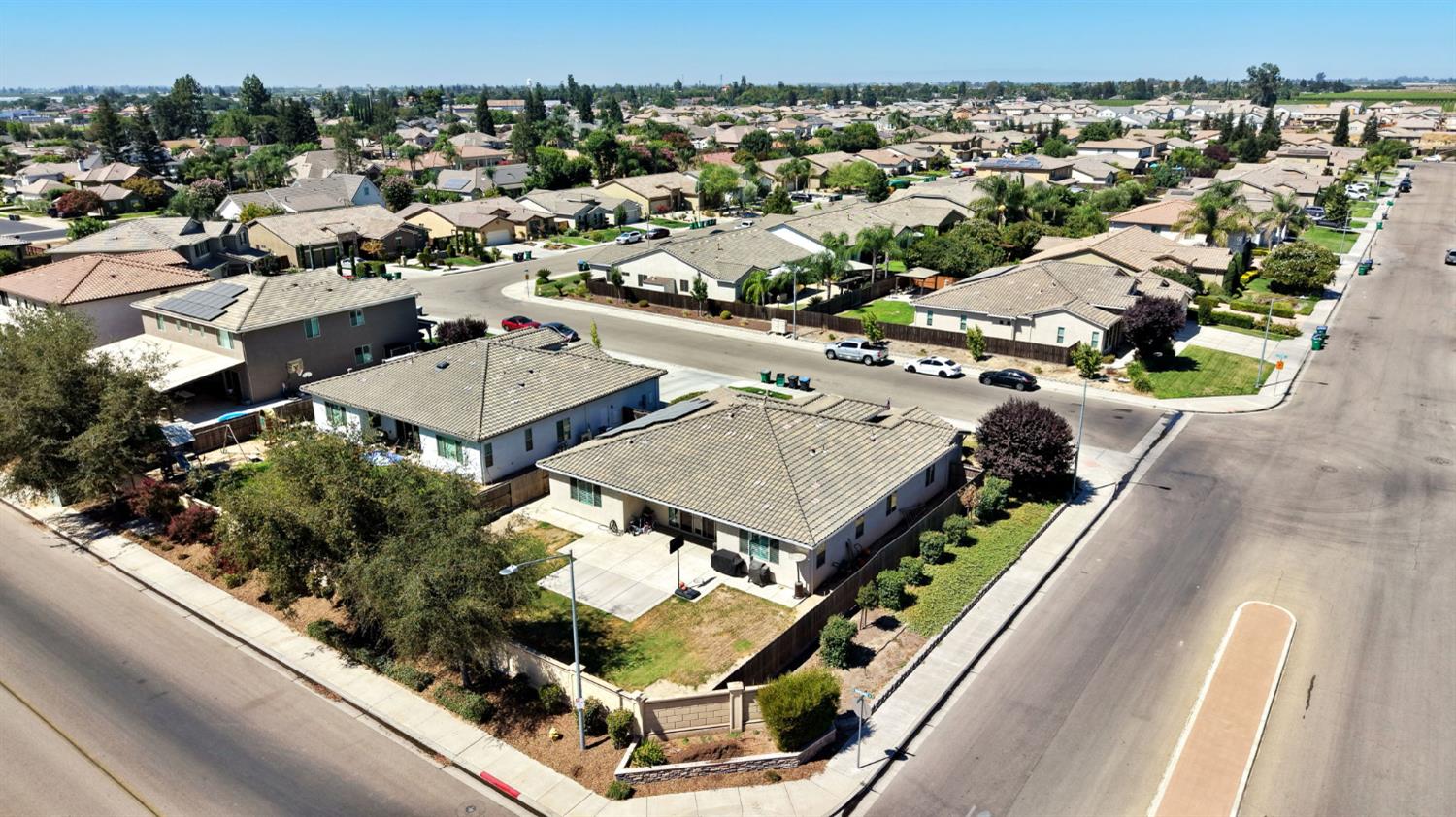 358 N Gleason Ave, Fowler, CA 93625