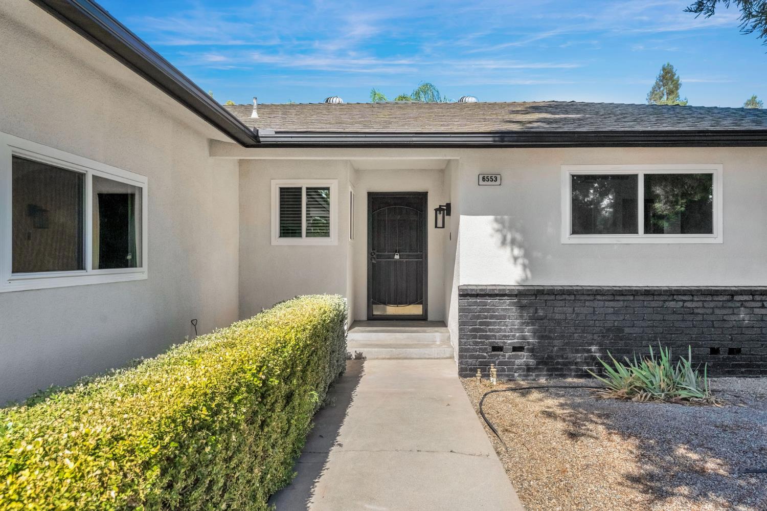 6553 N Chestnut Ave, Fresno, CA 93710