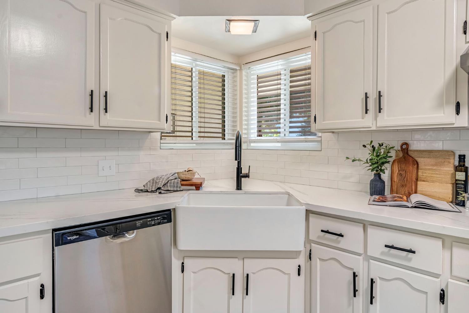6553 N Chestnut Ave, Fresno, CA 93710