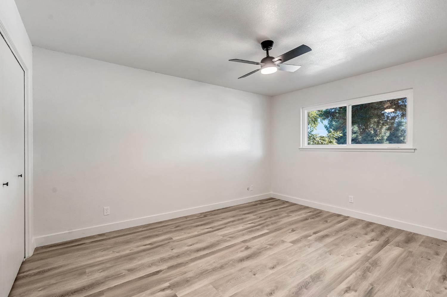 6553 N Chestnut Ave, Fresno, CA 93710