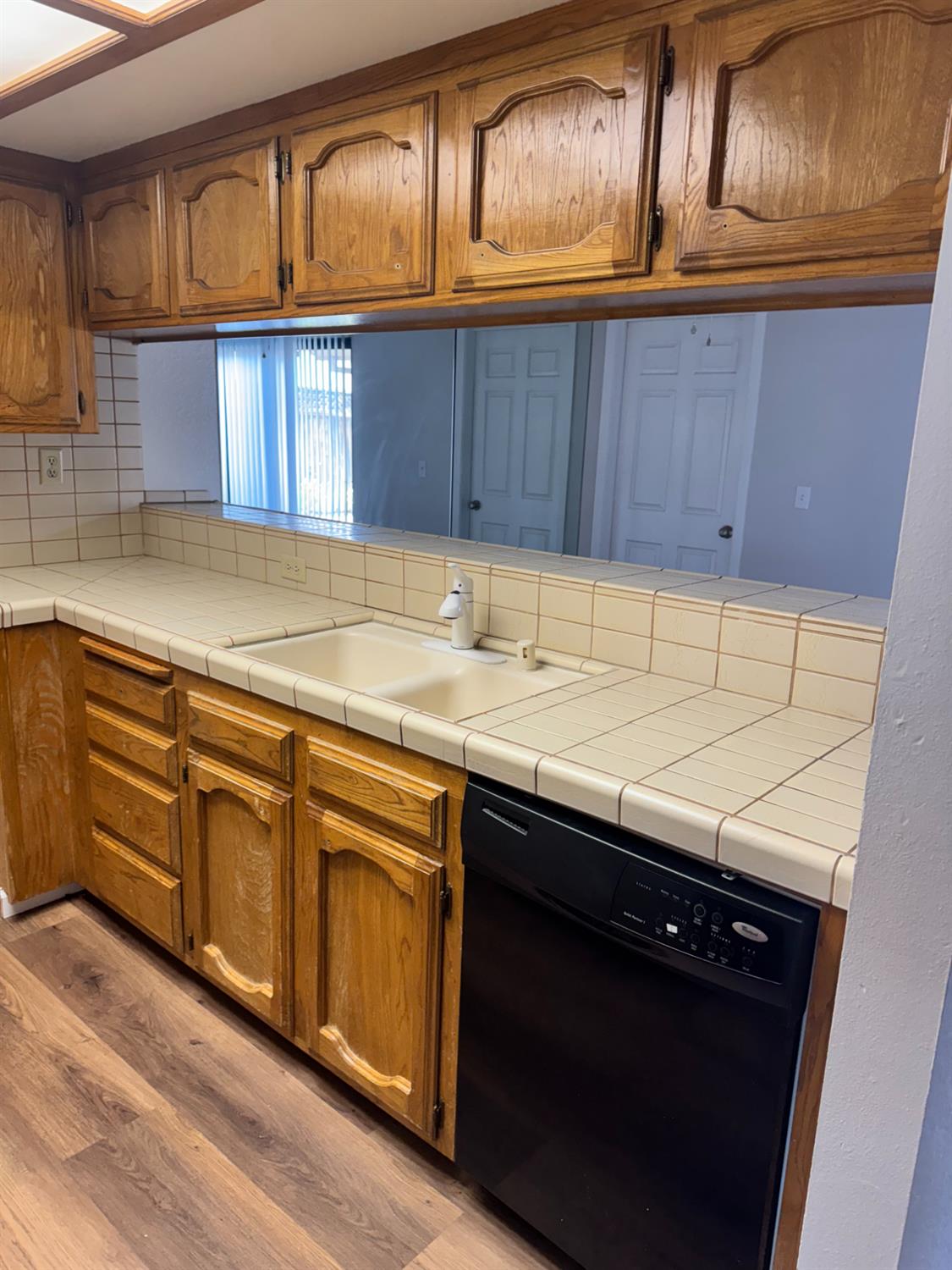 724 E Magill Ave, Fresno, CA 93710