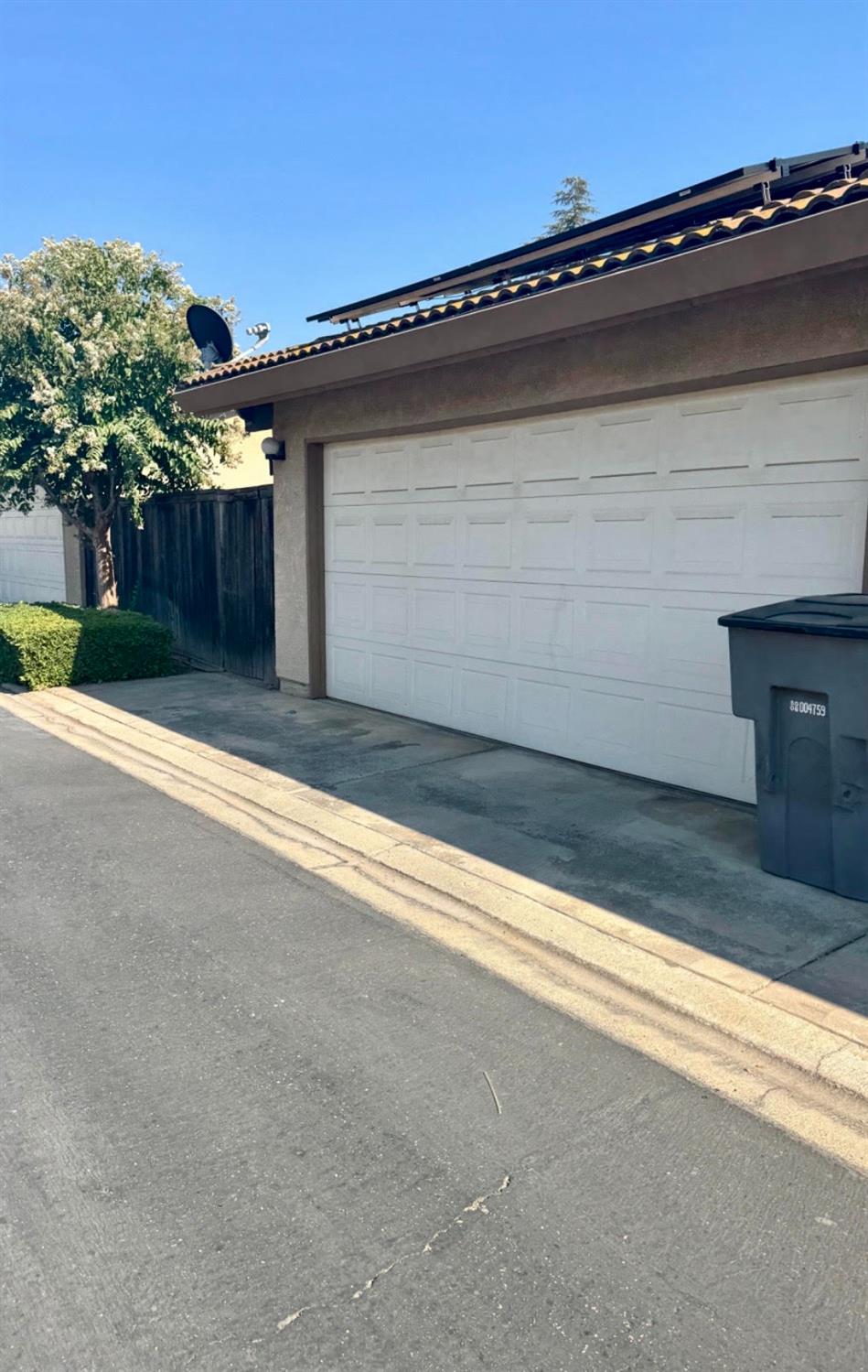 724 E Magill Ave, Fresno, CA 93710