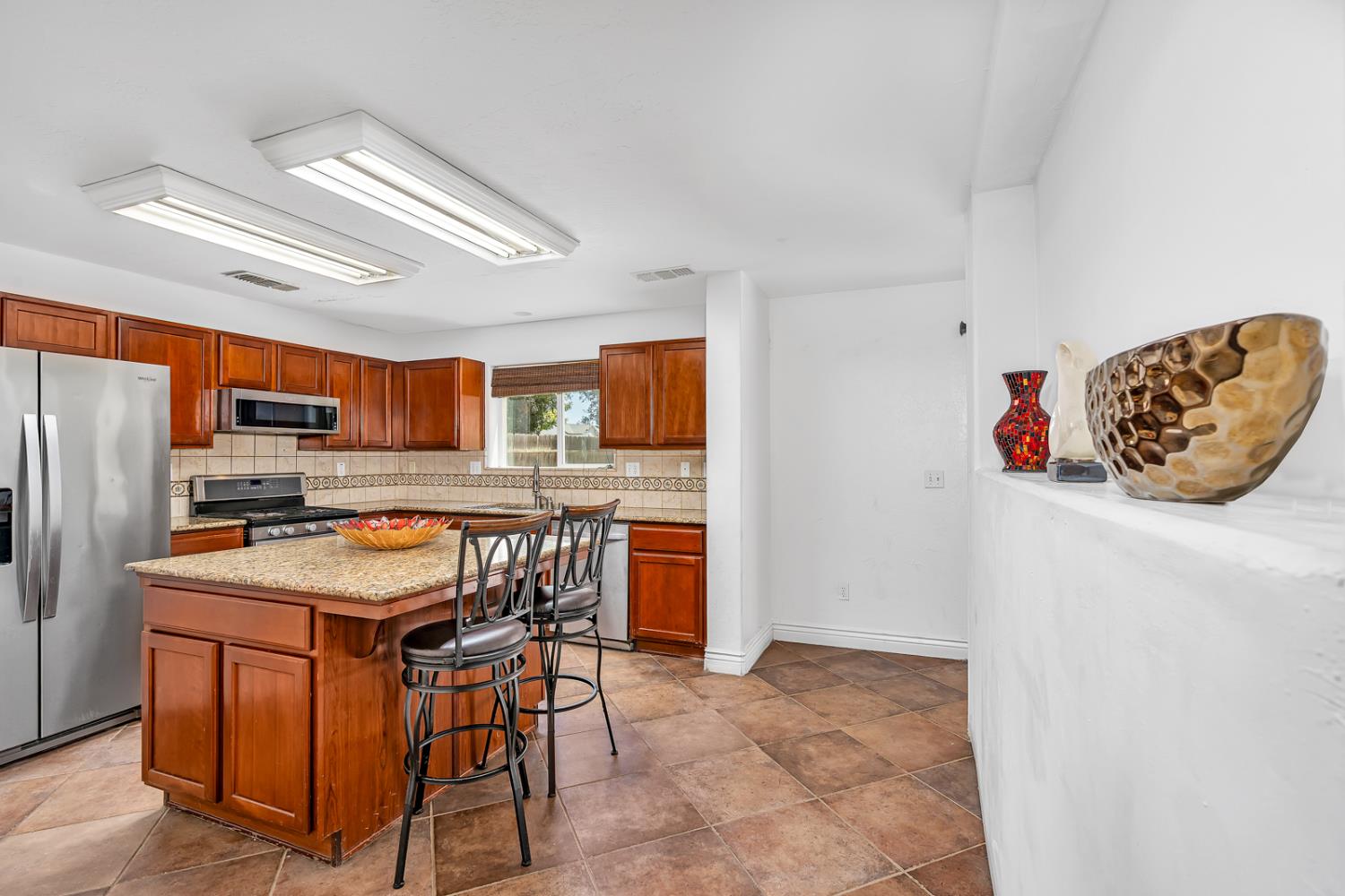 3292 N Wheeler Ave, Fresno, CA 93722