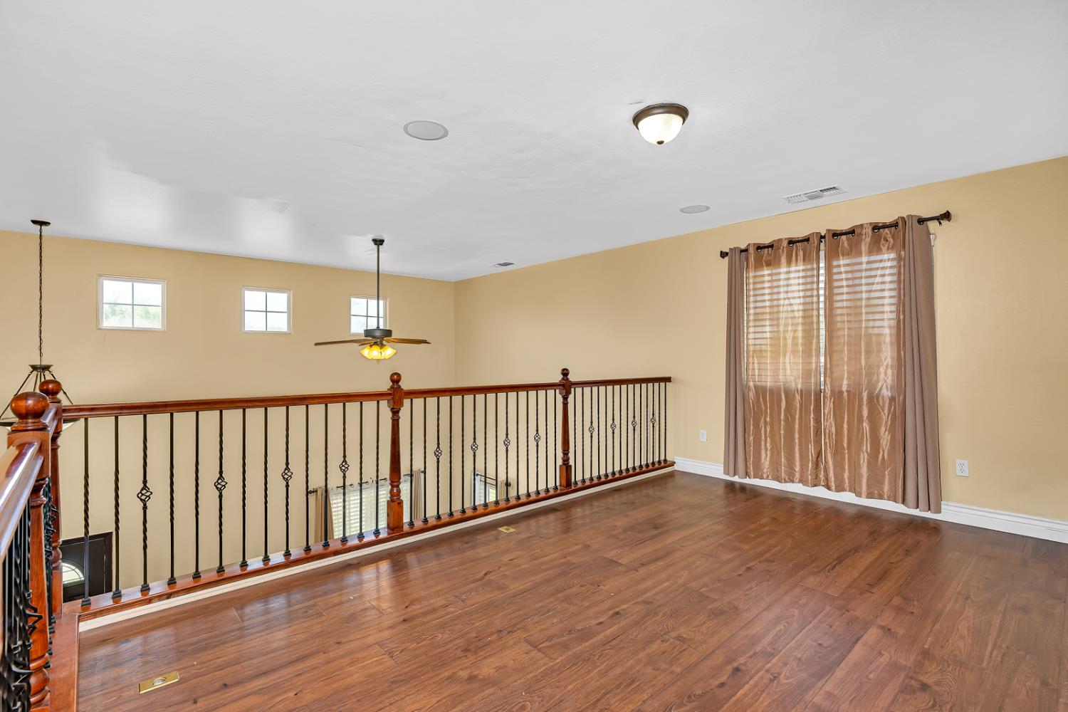 3292 N Wheeler Ave, Fresno, CA 93722