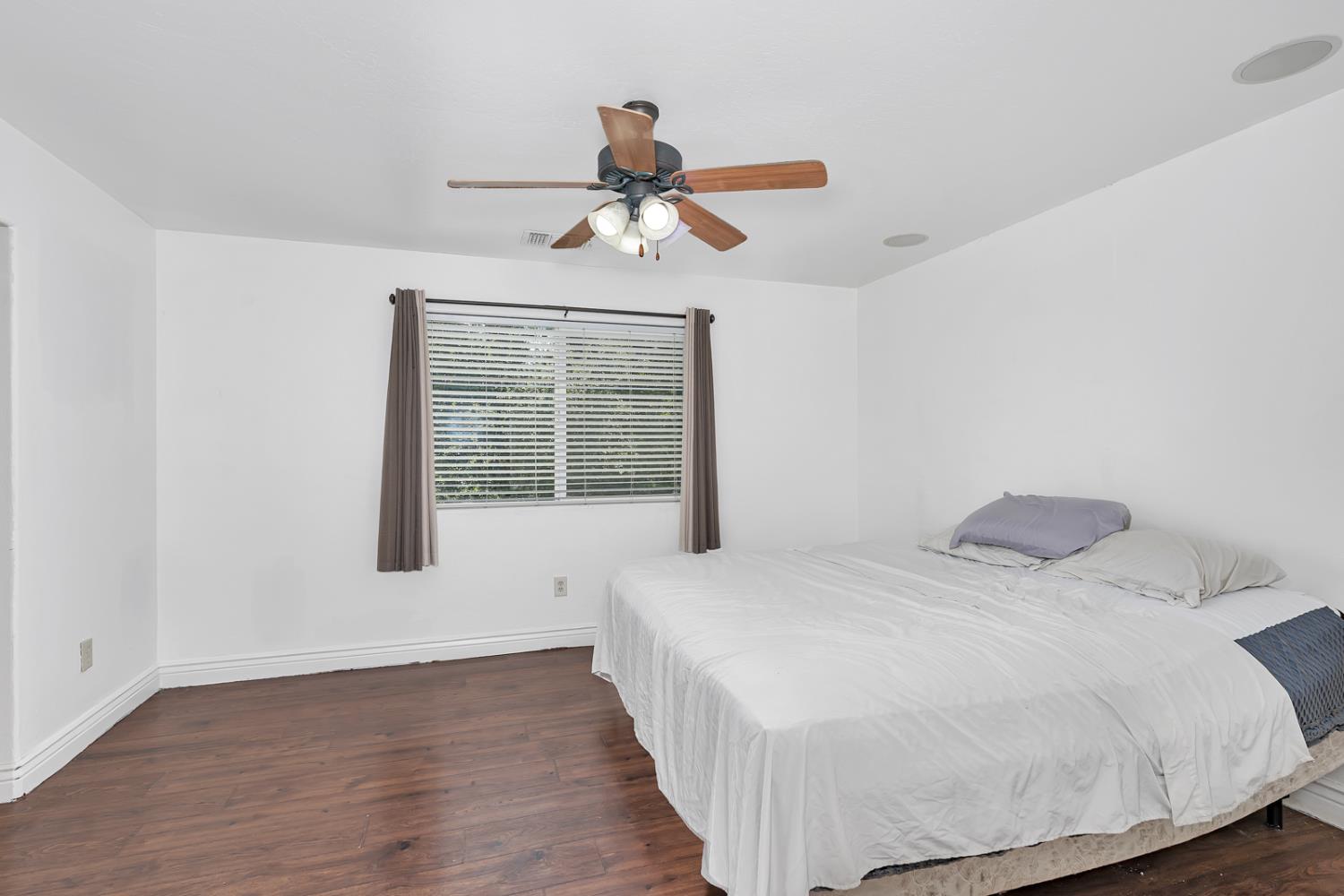 3292 N Wheeler Ave, Fresno, CA 93722