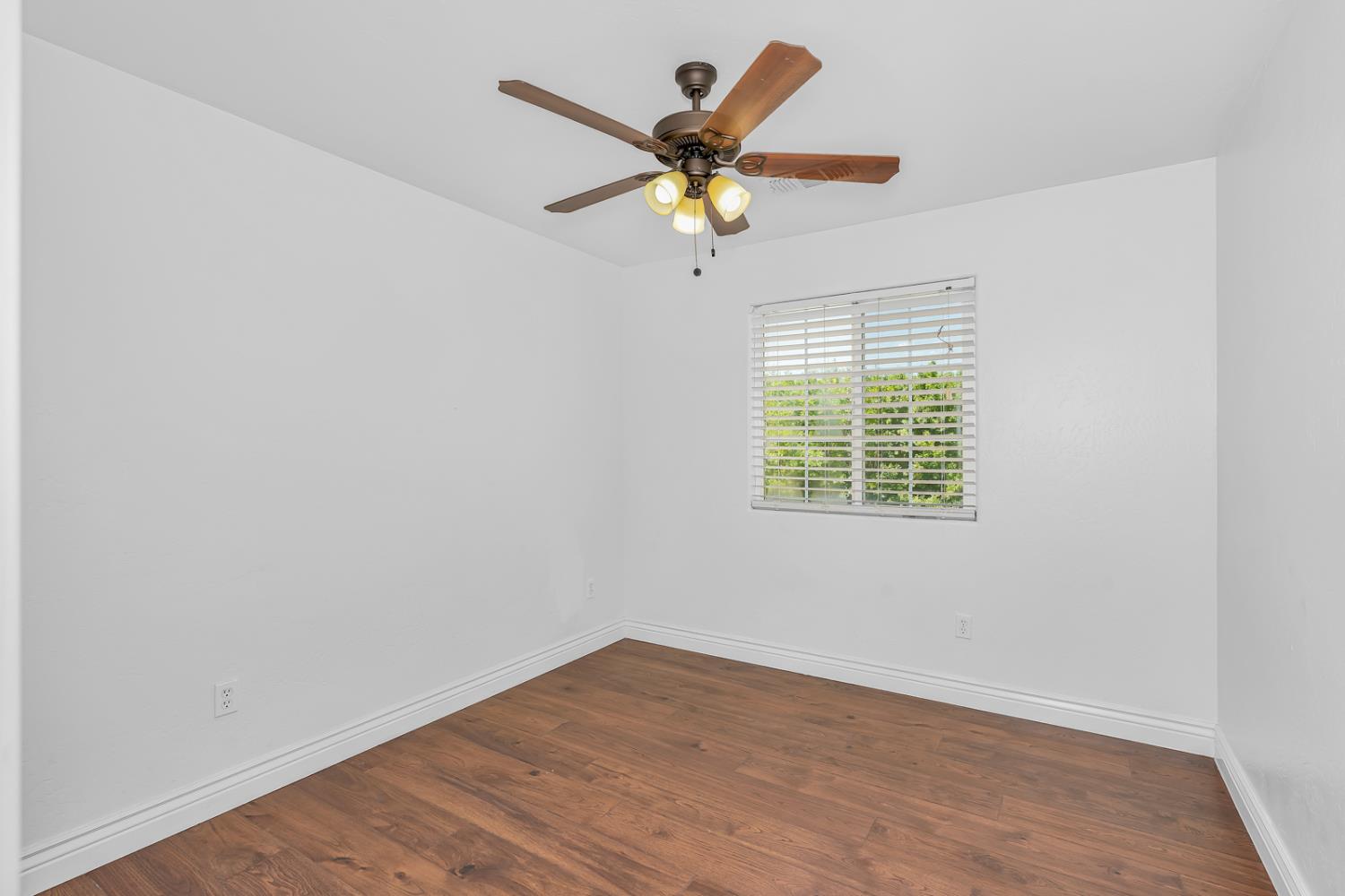 3292 N Wheeler Ave, Fresno, CA 93722