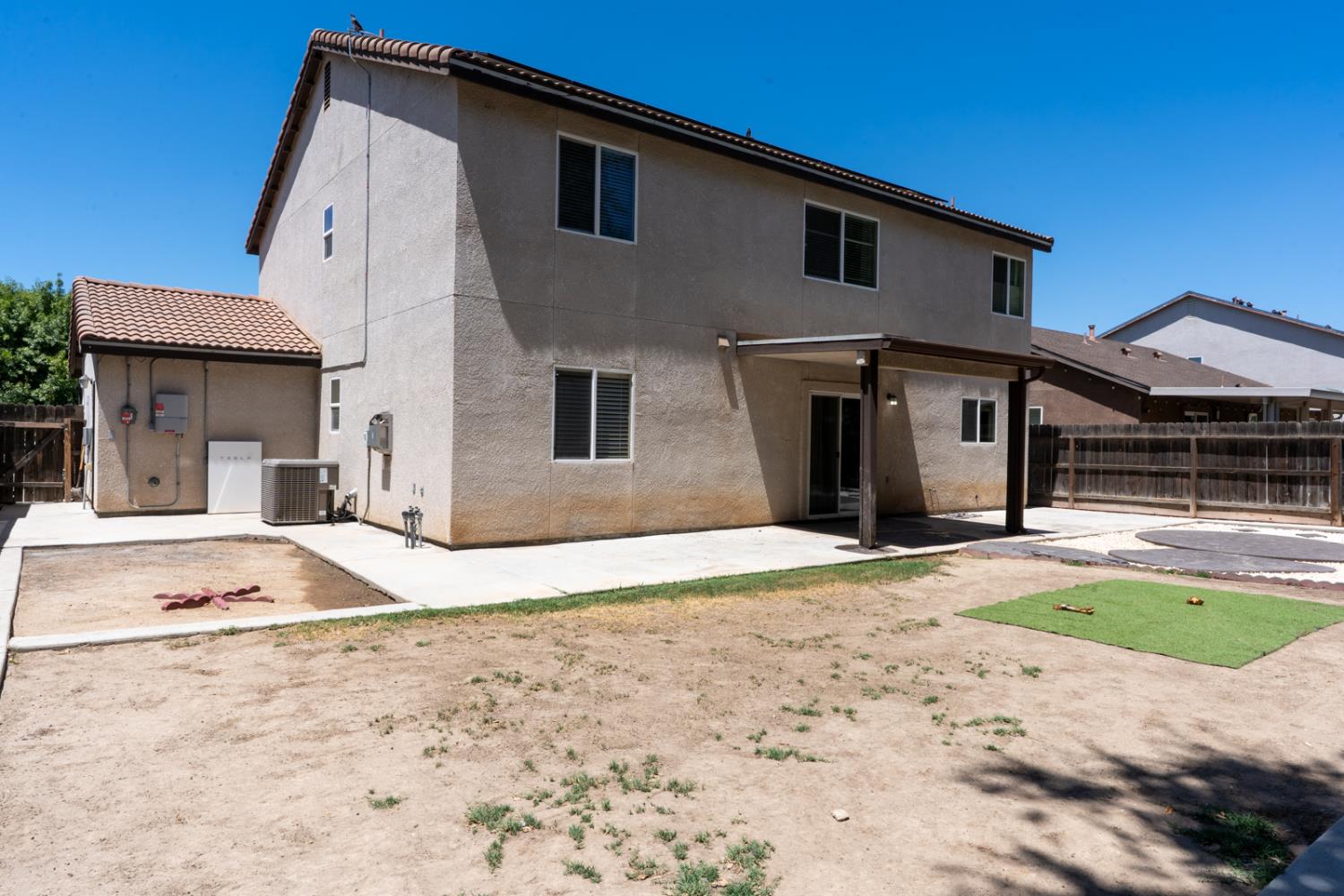 3292 N Wheeler Ave, Fresno, CA 93722