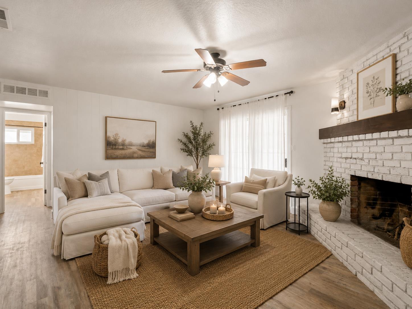 5687 E Ashlan, Clovis, CA 93727