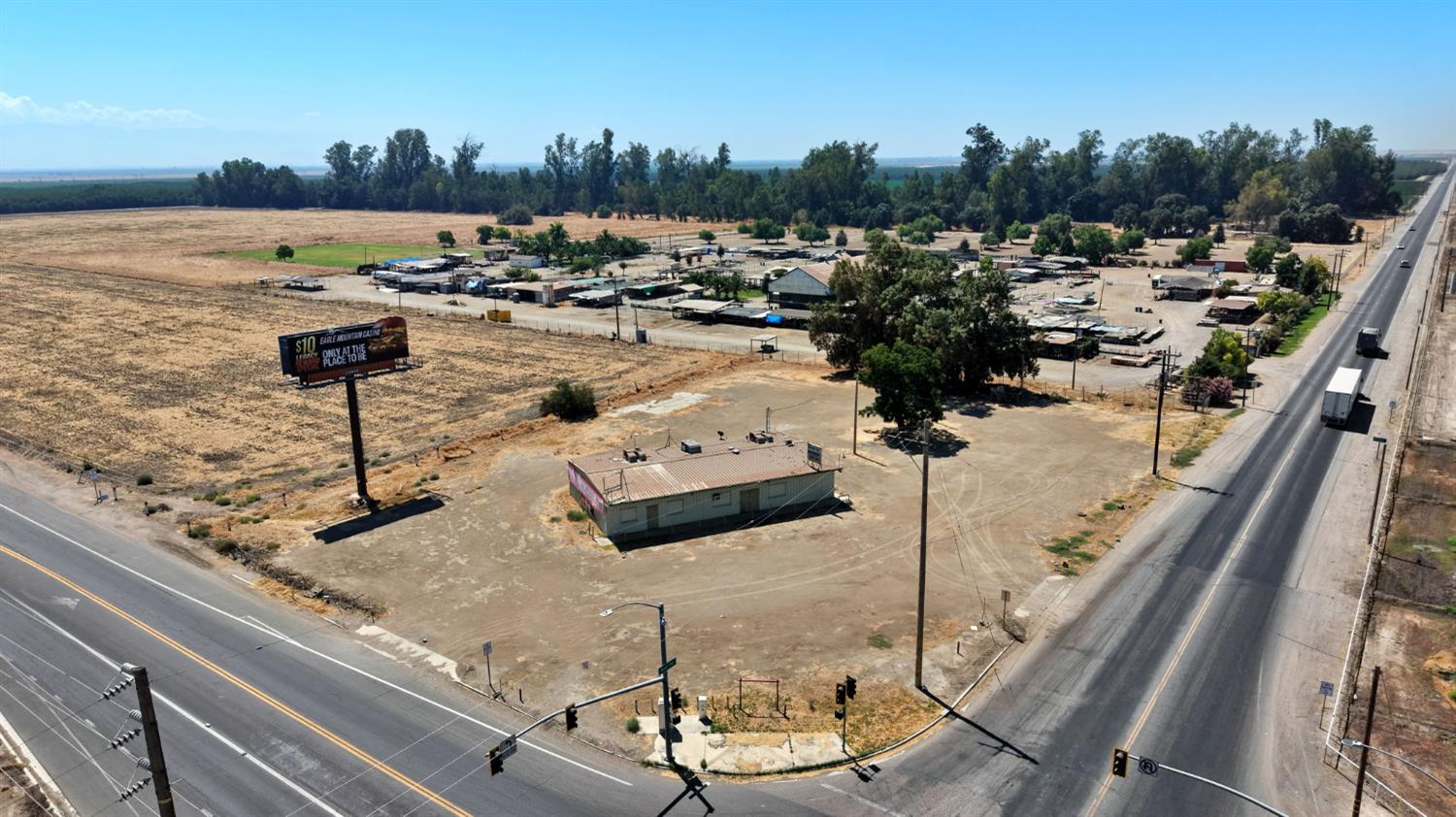 15331 Avenue 232, Tulare, CA 93274
