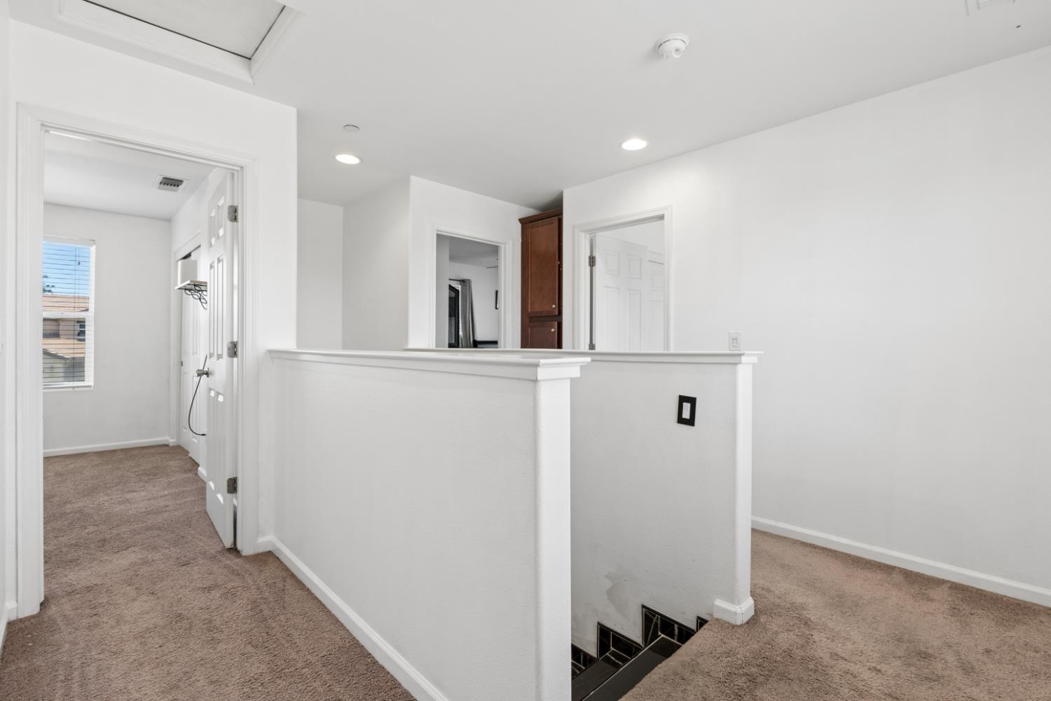 375 Saint Montelena Ct, Madera, CA 93637