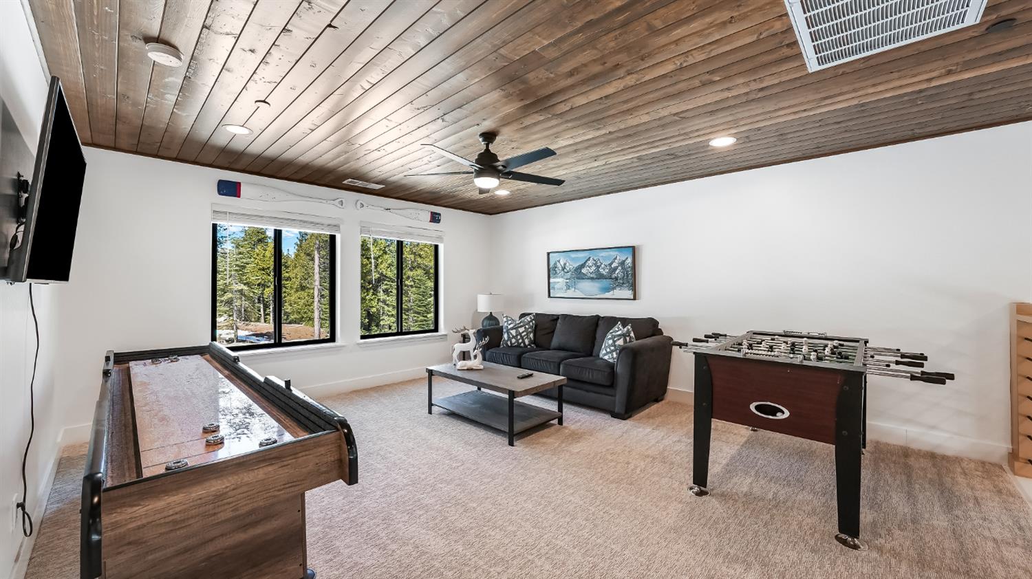 39839 Mountain Heather Ln, Shaver Lake, CA 93664