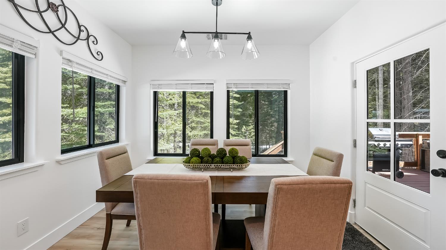 39839 Mountain Heather Ln, Shaver Lake, CA 93664