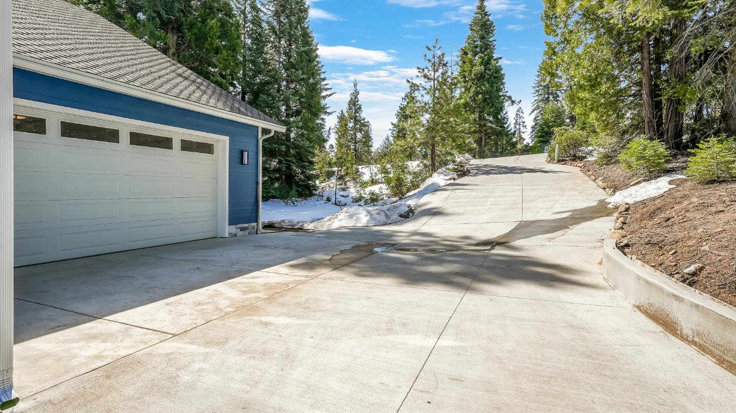 39839 Mountain Heather Ln, Shaver Lake, CA 93664