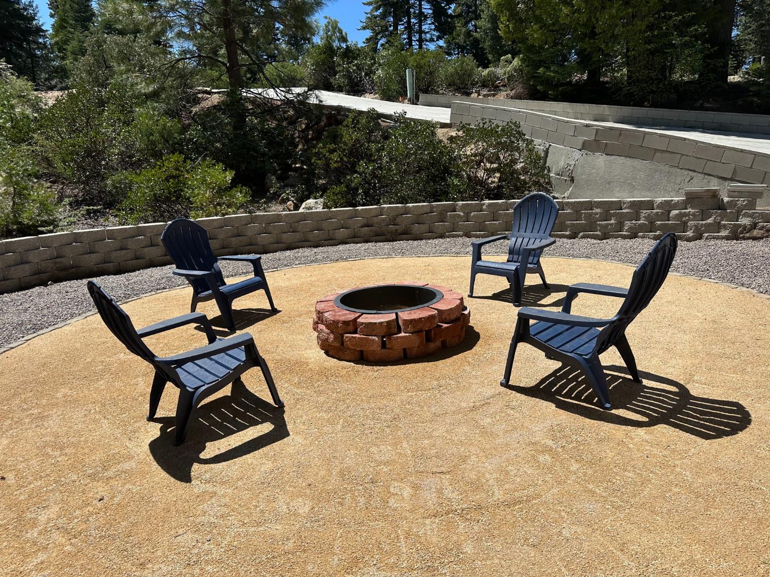 39839 Mountain Heather Ln, Shaver Lake, CA 93664