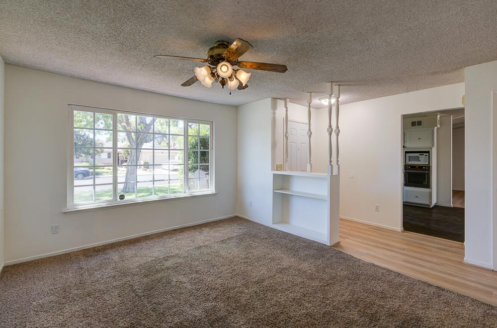 1645 Renn Ave, Clovis, CA 93611