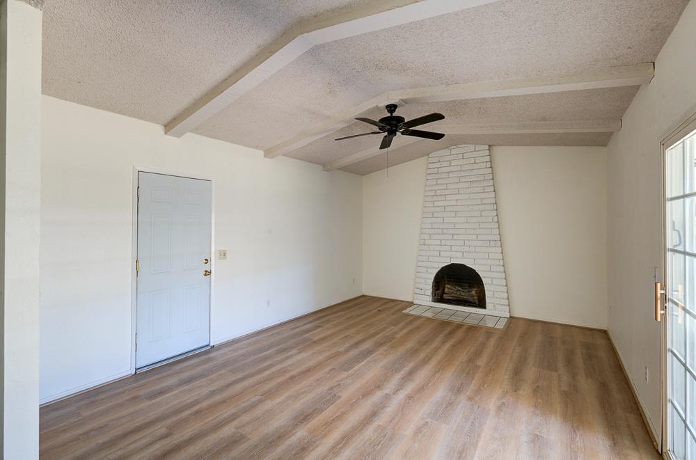1645 Renn Ave, Clovis, CA 93611