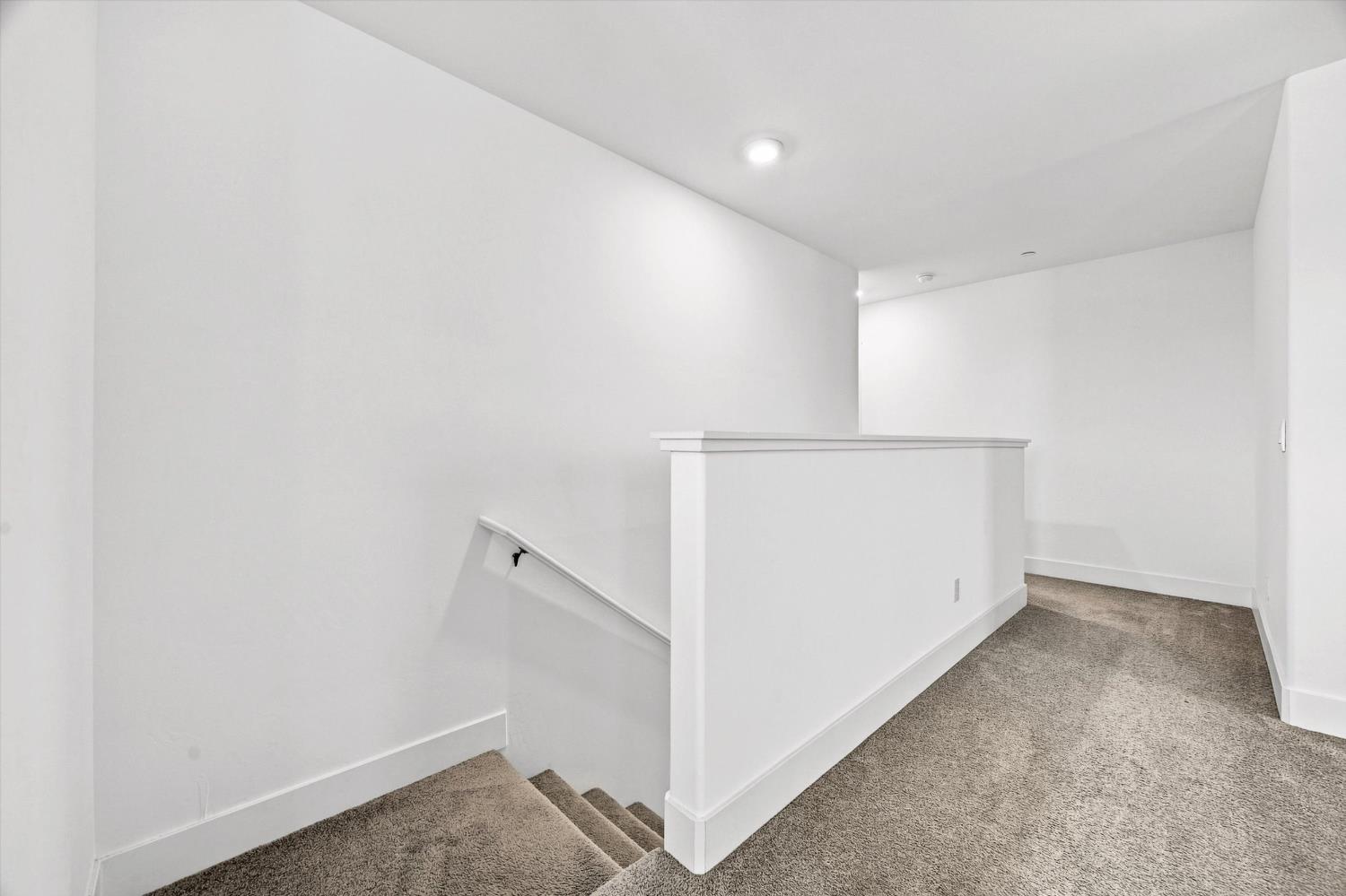 6604 Voyageurs Dr, Bakersfield, CA 93311
