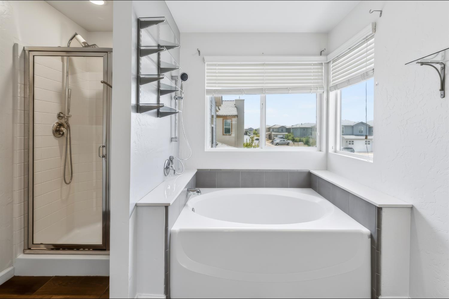 2557 Commonwood Ln, Clovis, CA 93619