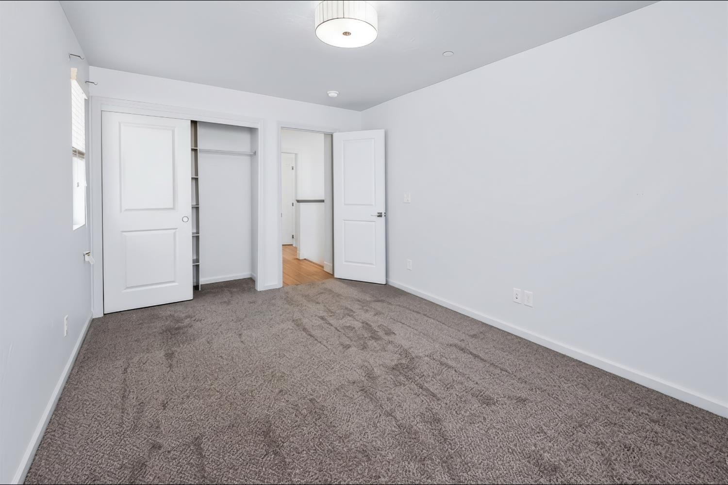 2557 Commonwood Ln, Clovis, CA 93619