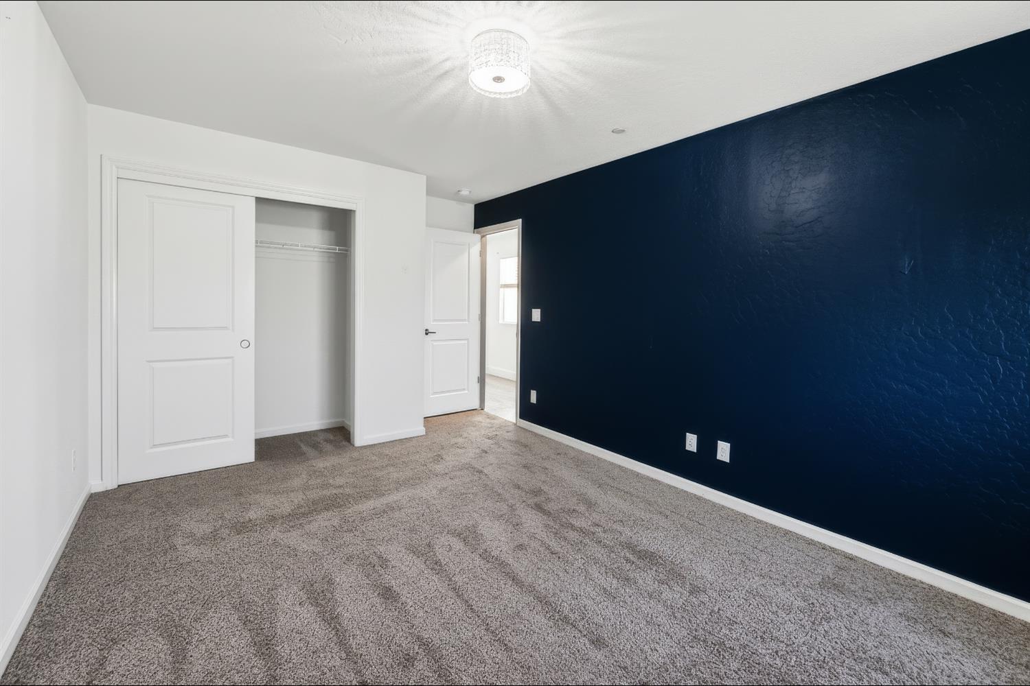 2557 Commonwood Ln, Clovis, CA 93619