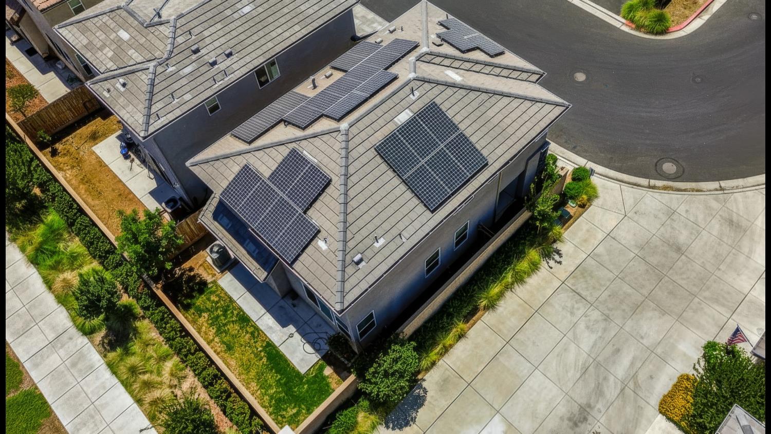 2557 Commonwood Ln, Clovis, CA 93619