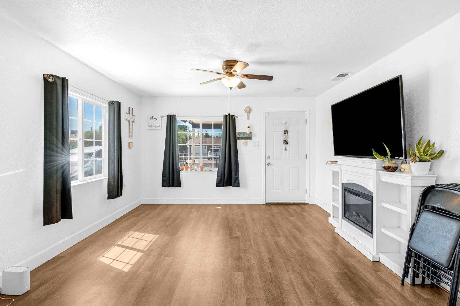 913 Garfield Ave, Madera, CA 93638