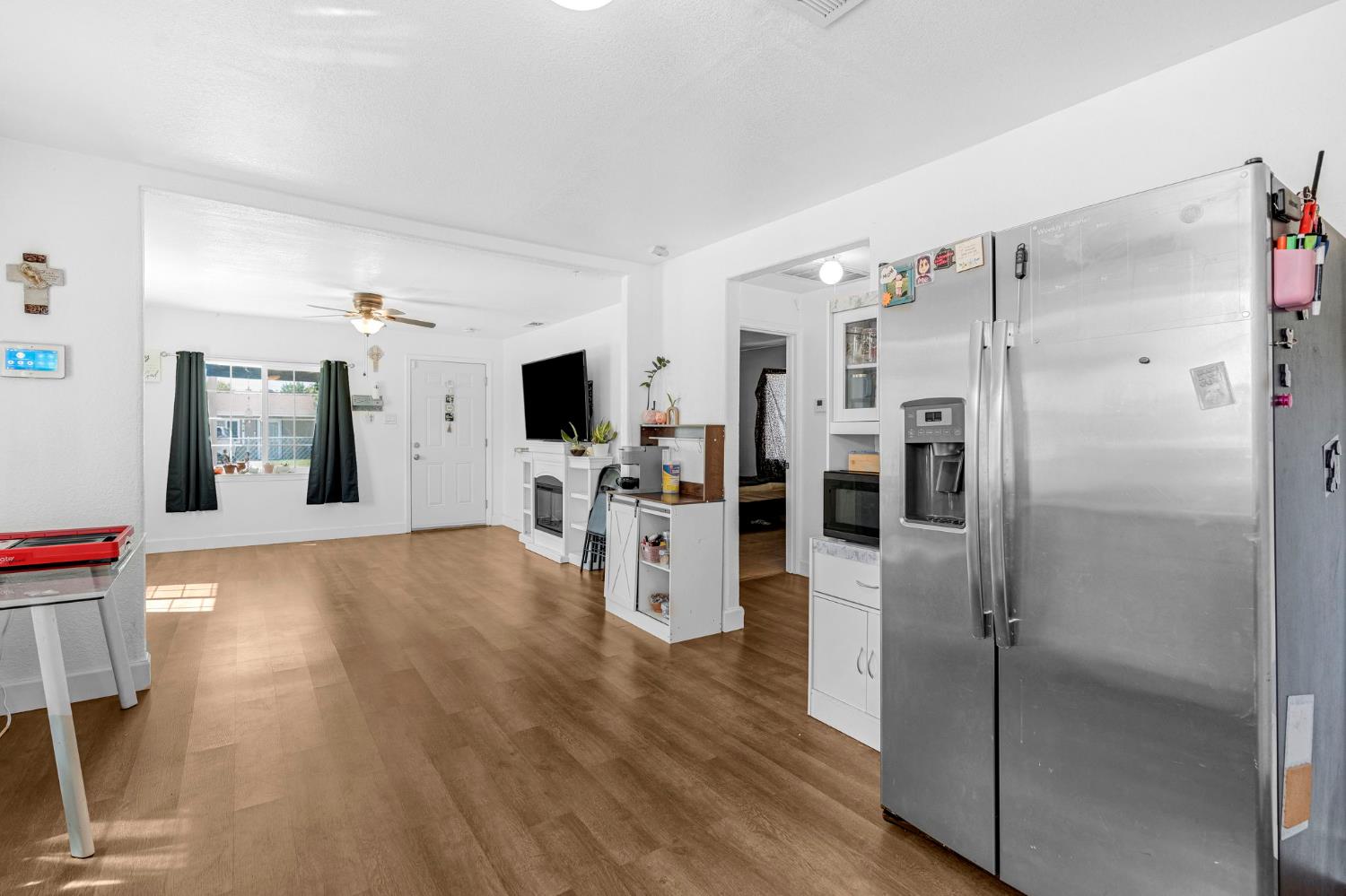 913 Garfield Ave, Madera, CA 93638