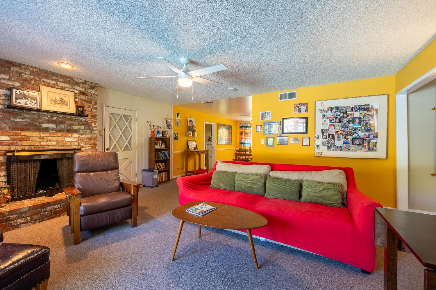 5511 N Colonial, Fresno, CA 93704